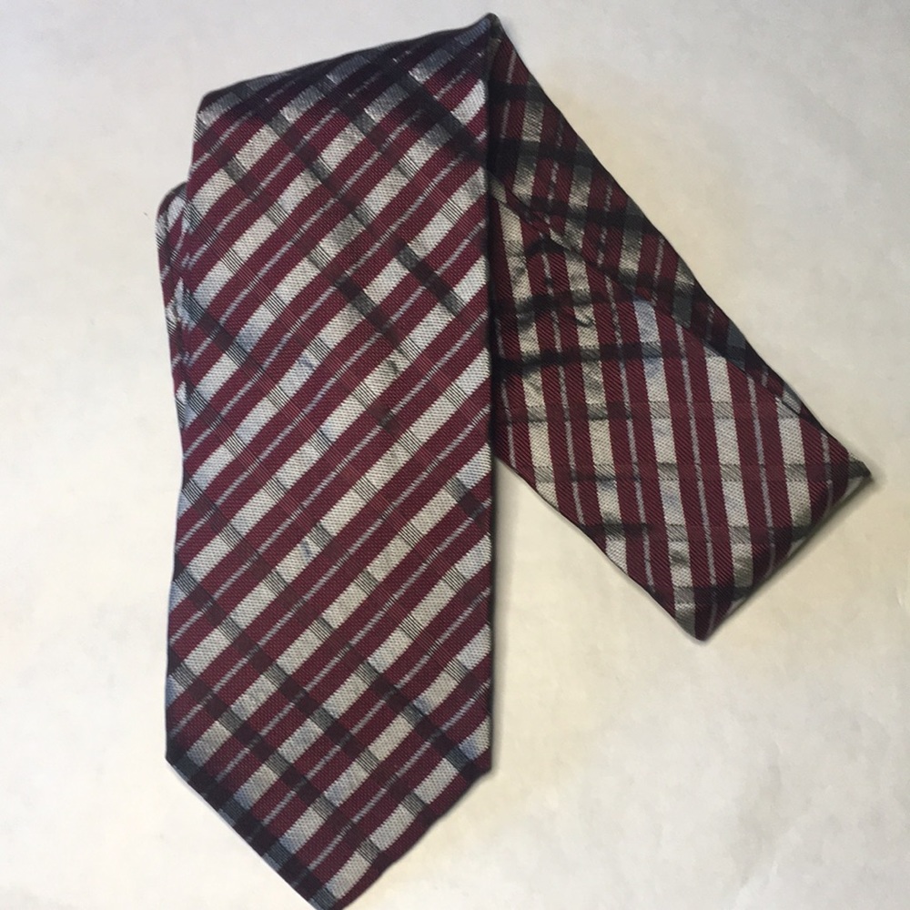 Jones New York - deep red, gray & black plaid 100% silk. Like New